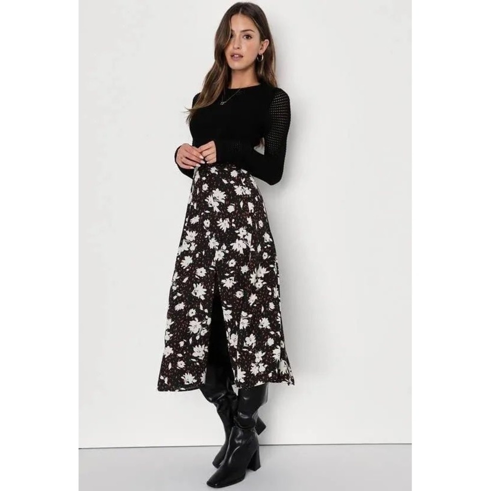 Lulus Always Praiseworthy Black Floral Print Midi Skirt Size Medium NWT